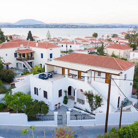Villa Kriezi Спетсес Экстерьер фото