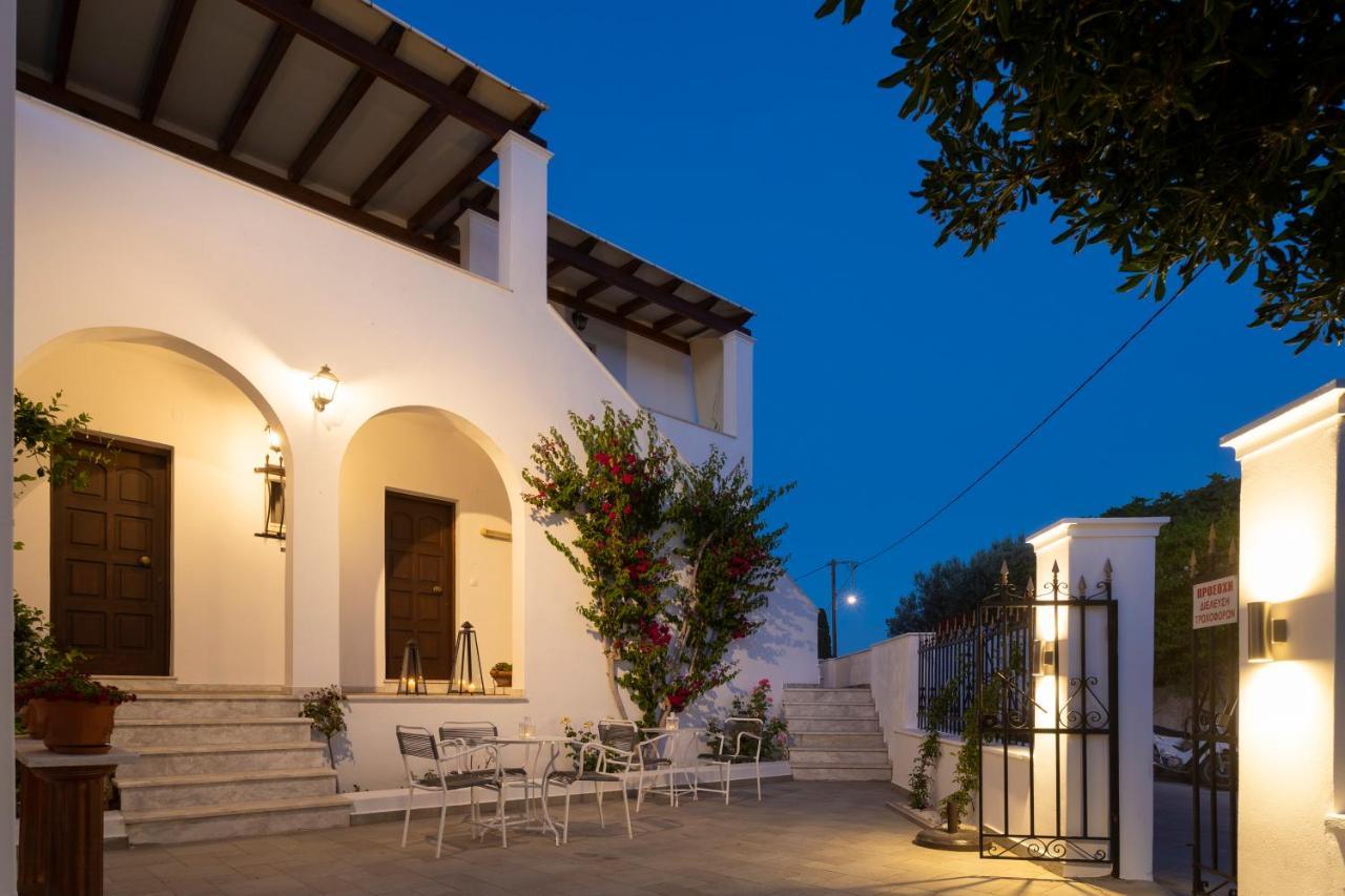 Villa Kriezi Спетсес Экстерьер фото